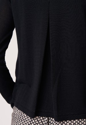 Jacke Sina from LANA Organic