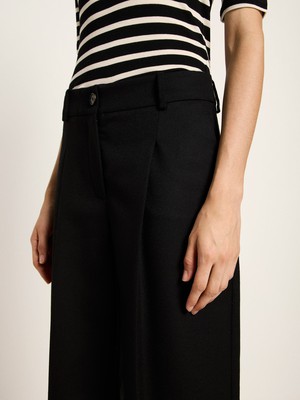 Hose mit Bundfalte (GOTS) from LANIUS