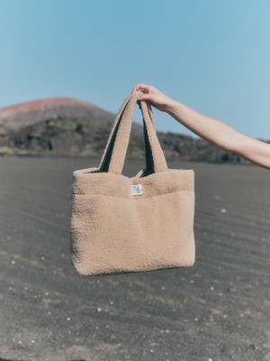 Wattierte Teddy Tasche (GRS) from LANIUS