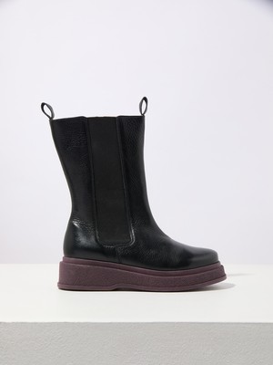 Chelseaboot from LANIUS