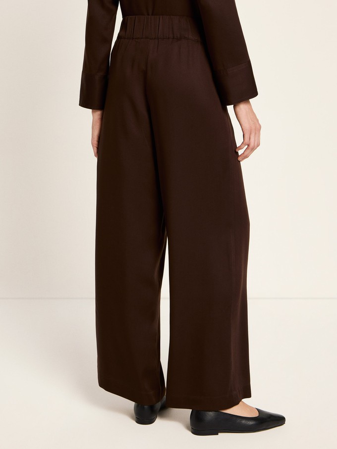 Hose mit weitem Bein from LANIUS