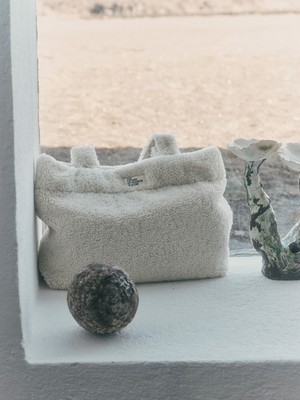 Wattierte Teddy Tasche (GRS) from LANIUS