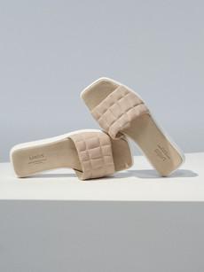 Pantolette via LANIUS