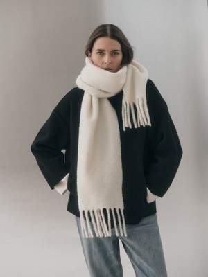 Boucle Schal from LANIUS