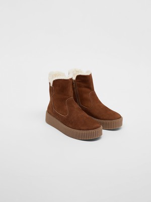 Fellboot from LANIUS