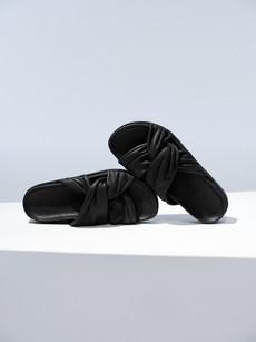 Knoten Pantolette via LANIUS