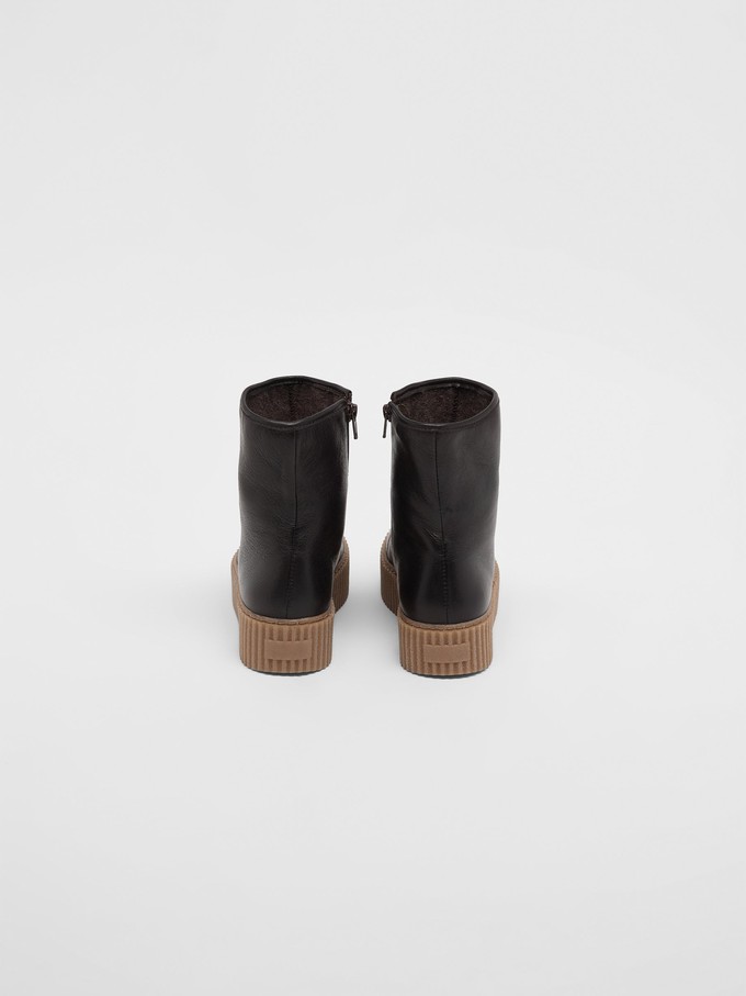 Boot from LANIUS