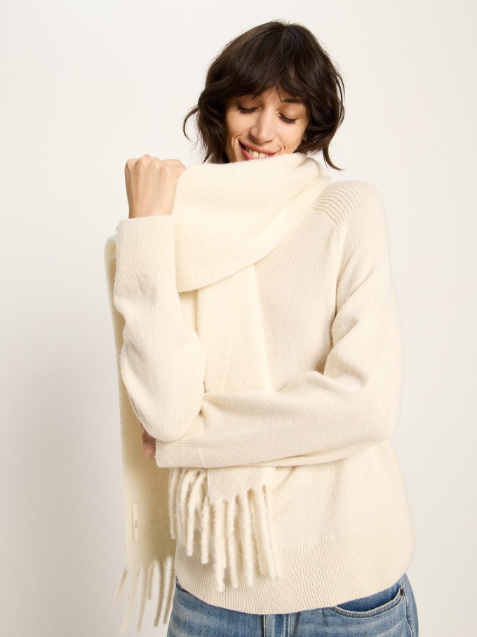 Boucle Schal from LANIUS