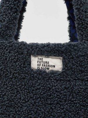 Wattierte Teddy Tasche (GRS) from LANIUS