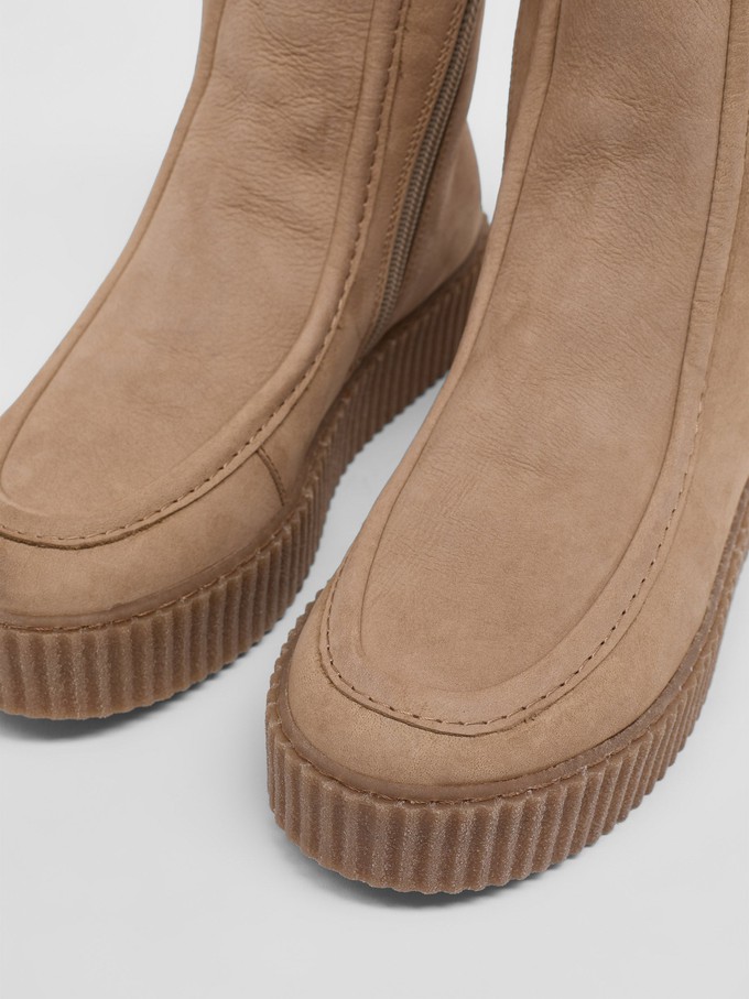 Boot from LANIUS