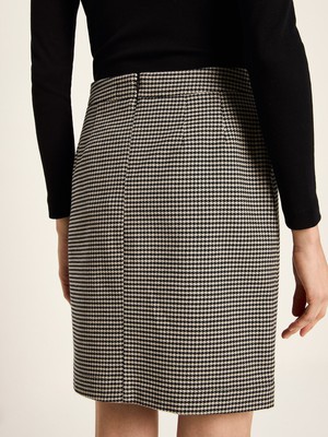 Hahnentritt Rock (GOTS) from LANIUS