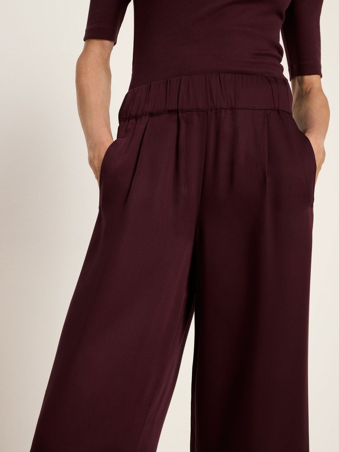 Hose mit weitem Bein from LANIUS