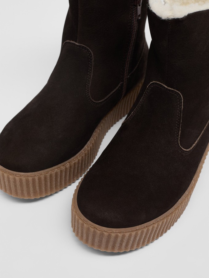 Fellboot from LANIUS