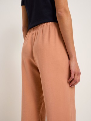 Hose mit weitem Bein from LANIUS