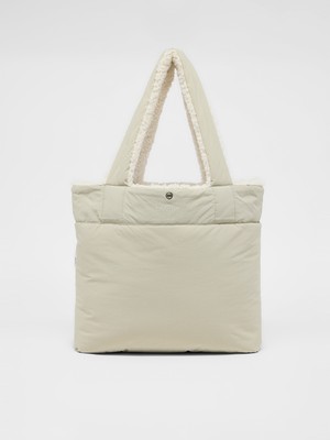 Wattierte Teddy Tasche (GRS) from LANIUS