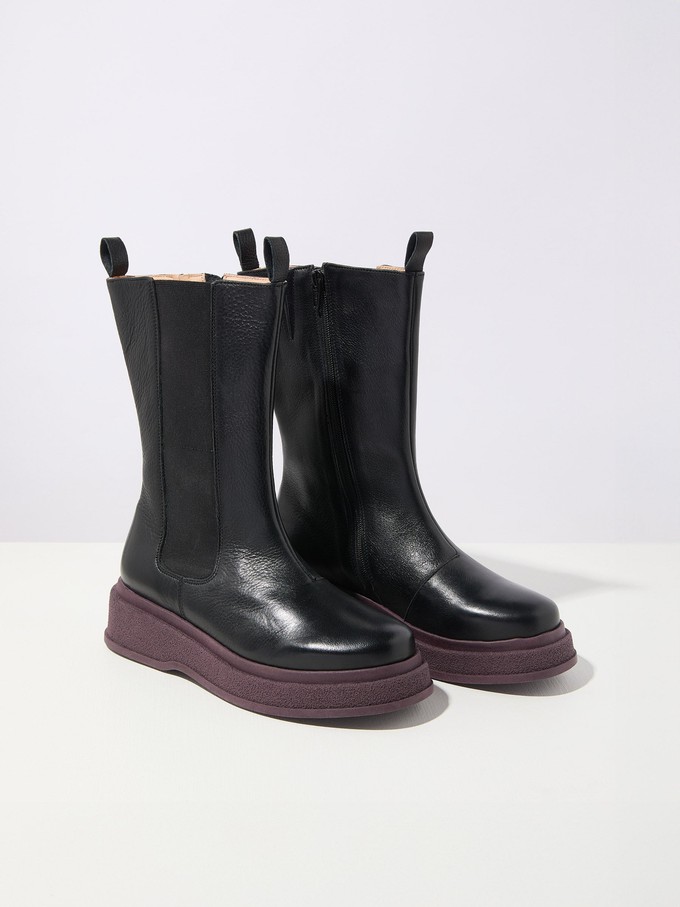 Chelseaboot from LANIUS