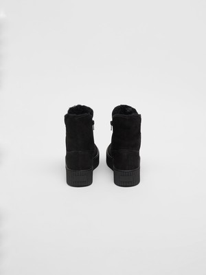 Fellboot from LANIUS