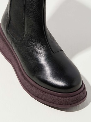 Chelseaboot from LANIUS