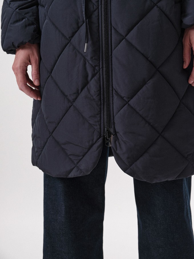 Gesteppter Mantel (GRS) from LANIUS