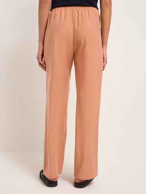 Hose mit weitem Bein from LANIUS
