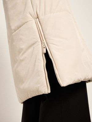 Wattierter Mantel (GRS) from LANIUS