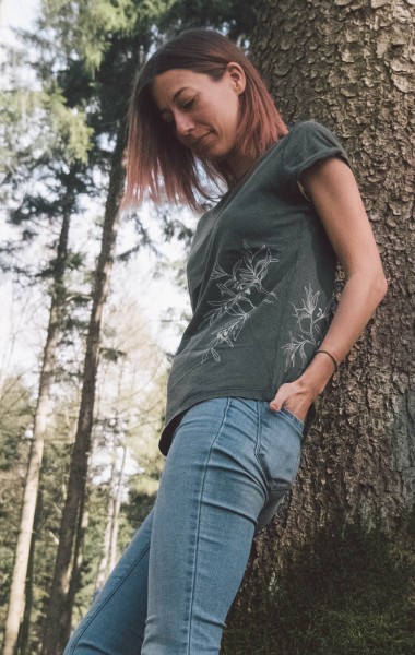 Fairwear Organic Shirt Women Stone Washed Green Olive Branch from Life-Tree