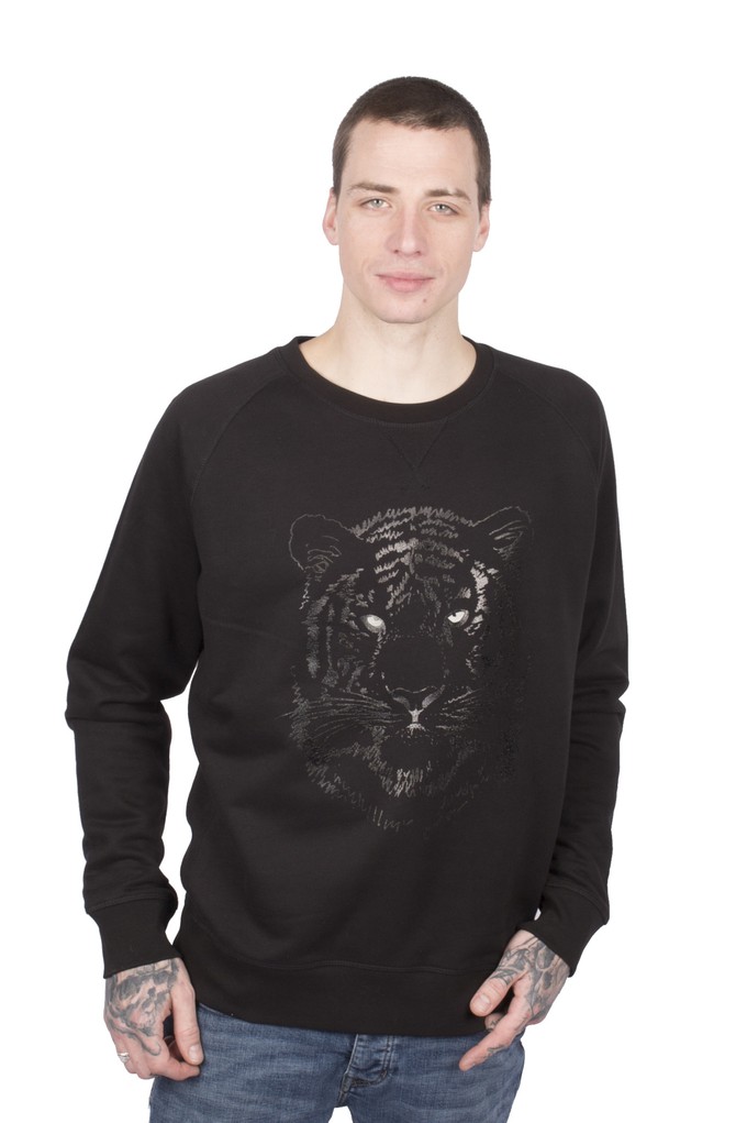 Black Tiger Sweater from Loenatix