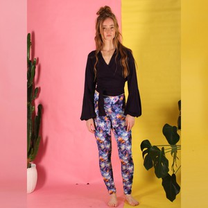 Leggings Chara mit Batikmuster from ManduTrap