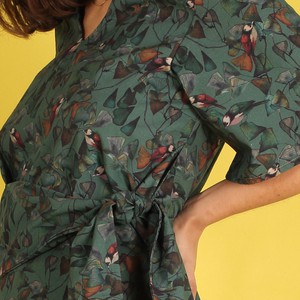 Wickelbluse „Lilla“ mit Vogelmuster from ManduTrap
