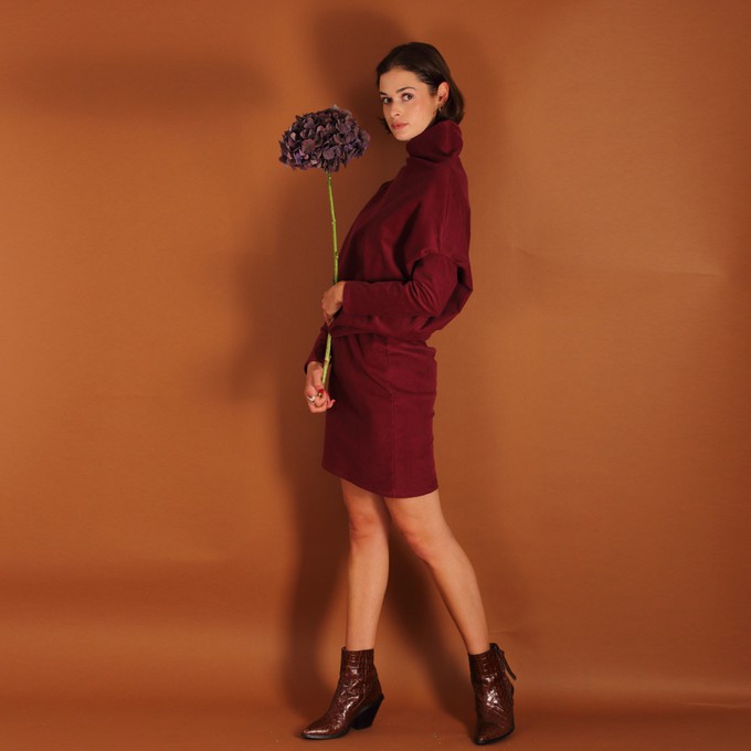 Asymmetrisches Cordkleid Juni aus Biobaumwolle kbA in berry from ManduTrap