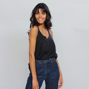 Tencel Top Fini in schwarz oder weiß from ManduTrap