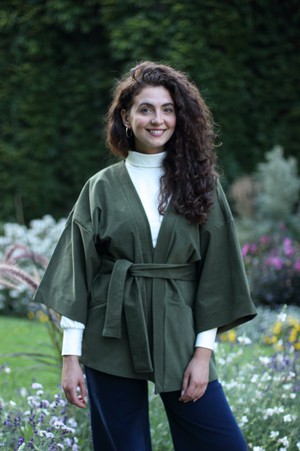 Kimonojacke aus Biobaumwolle – Cord in Grün – Nachhaltige Mode für zeitlosen Stil from ManduTrap