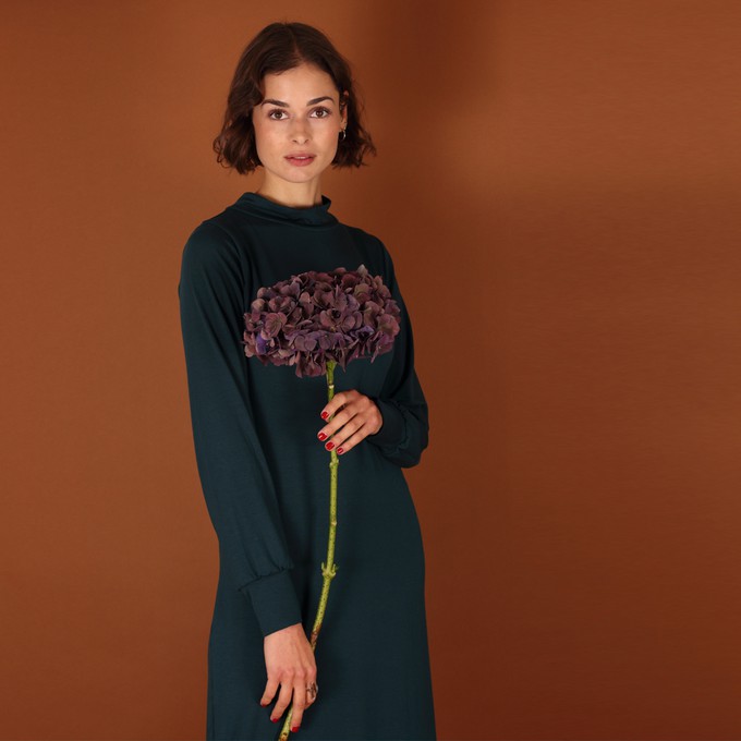 Tencel Turtleneck Kleid Nooah in petrol from ManduTrap