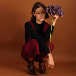 Jumpsuit Clara aus einem Bio- Baumwollcord in berry (weinrot/lila) from ManduTrap