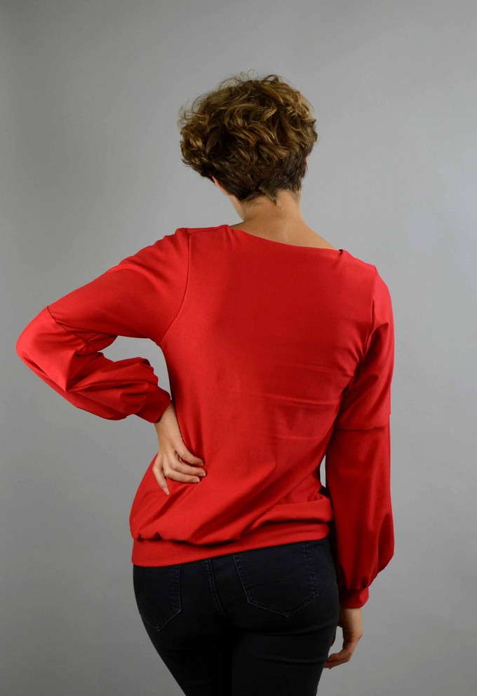 Baumwollpullover Caro mit Ballonärmeln in rot from ManduTrap