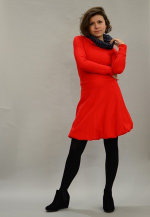 Baumwollkleid mit Kapuze/Hoodie in Rot from ManduTrap