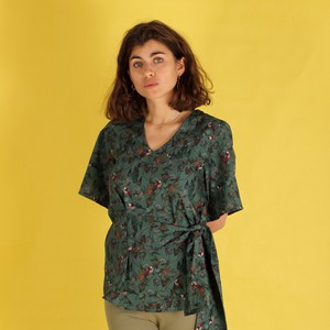 Wickelbluse „Lilla“ mit Vogelmuster from ManduTrap