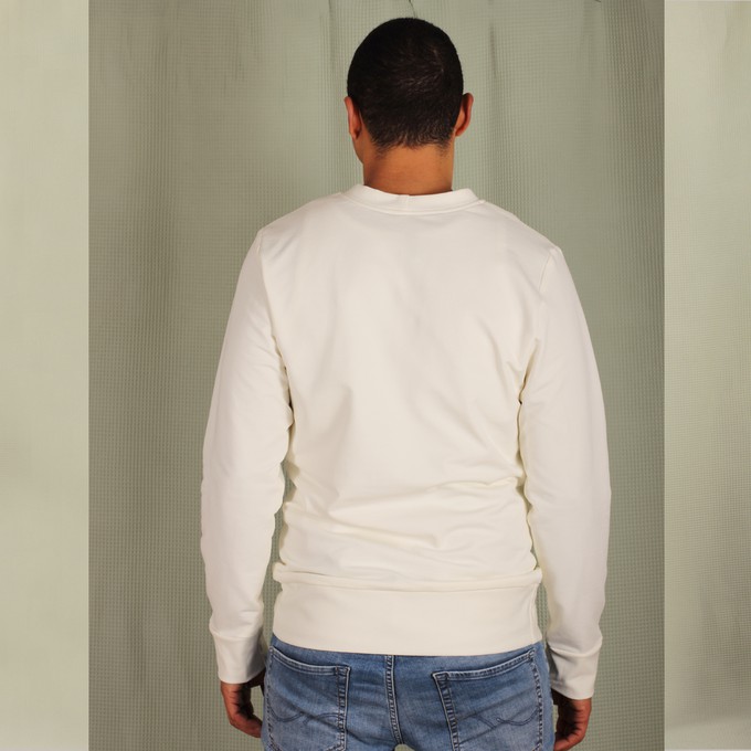 Sweater Junho Weiß from ManduTrap