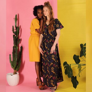 Longdress Vlaria aus floraler Bio Baumwolle from ManduTrap