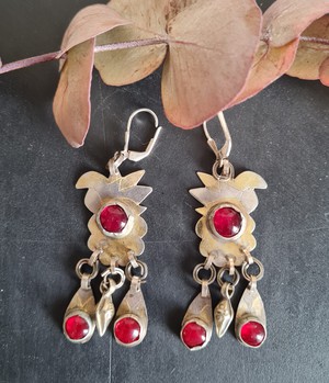 Silber Tribal-Ohrringe, echter Ethno- Tribalschmuck, Turkmenistan, mit rotem Naturstein from ManduTrap