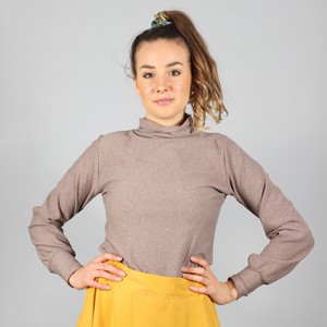Turtleneck Pullover Sona in beige braun from ManduTrap