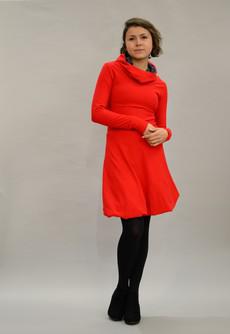 Baumwollkleid mit Kapuze/Hoodie in Rot via ManduTrap
