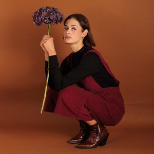 Jumpsuit Clara aus einem Bio- Baumwollcord in berry (weinrot/lila) from ManduTrap