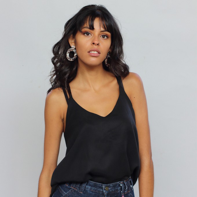 Tencel Top Fini in schwarz oder weiß from ManduTrap