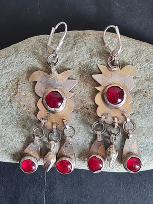 Silber Tribal-Ohrringe, echter Ethno- Tribalschmuck, Turkmenistan, mit rotem Naturstein from ManduTrap