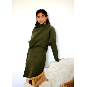 Asymmetrisches Cordkleid Juni aus Biobaumwolle kbA in olivegrün from ManduTrap