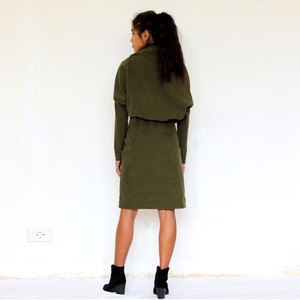 Asymmetrisches Cordkleid Juni aus Biobaumwolle kbA in olivegrün from ManduTrap