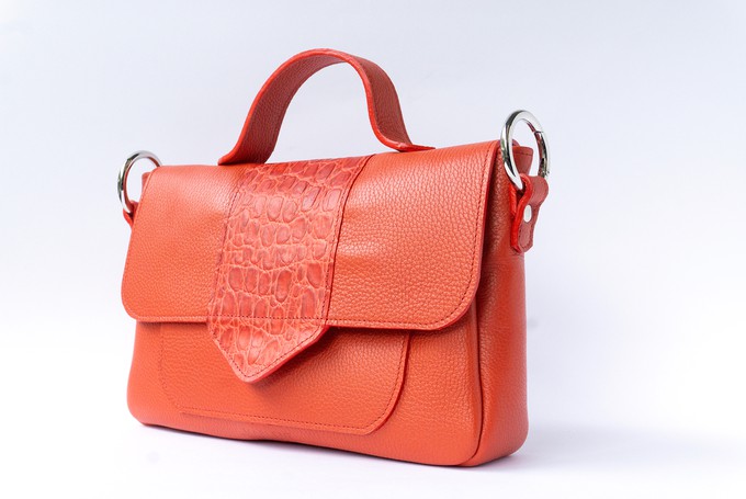 Naïma Bag medium Coral Red from Marlene Fernandez