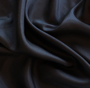 Organic Silk Satin Pillowcase from Māsa Organic