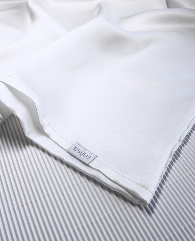 White Silk Satin Pillowcase set from Māsa Organic